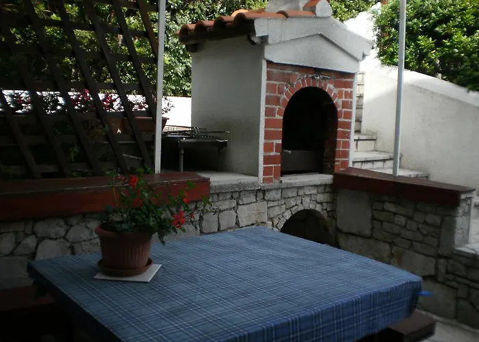 Apartments Pinezic