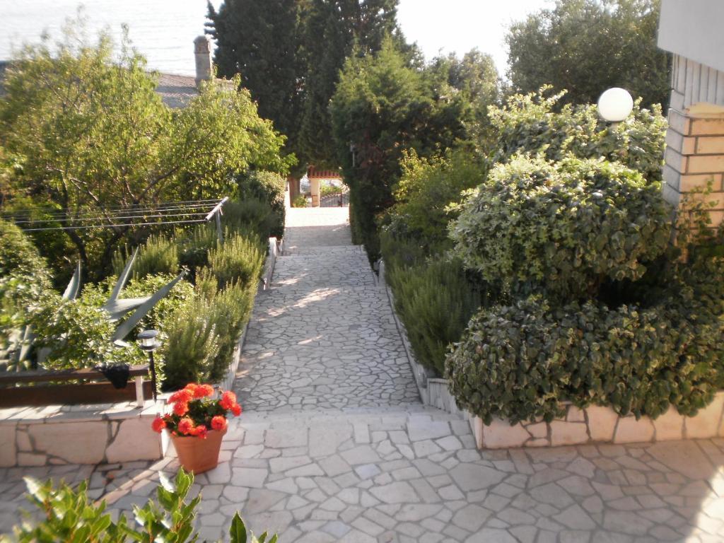 Apartment Pinezic Martinscica (Cres)