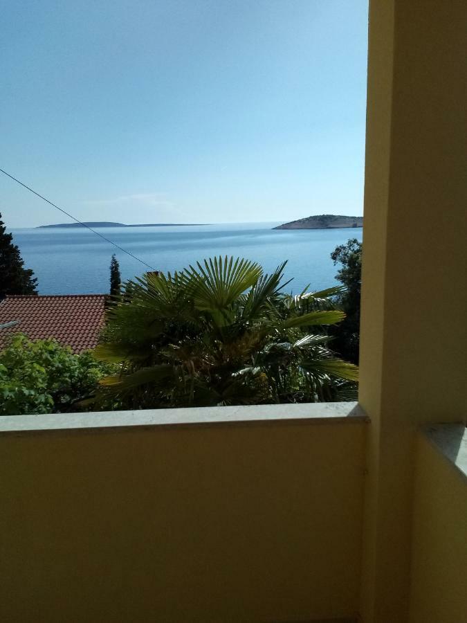 Apartment Pinezic Martinscica (Cres)