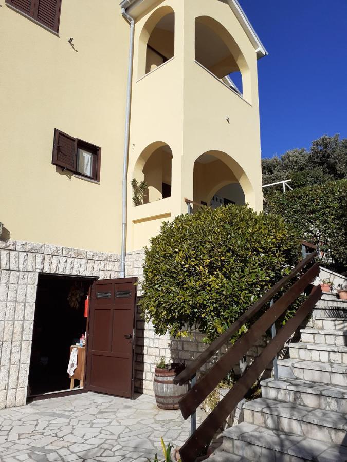 Apartment Pinezic Martinscica (Cres)